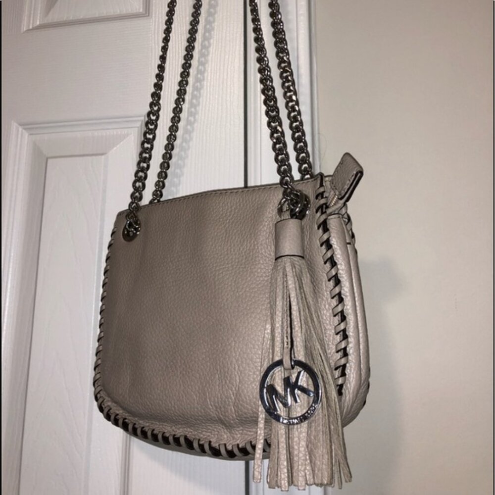 Michael Kors Whipped Chelsea Shoulder Crossbody Bag - Picture 1 of 8